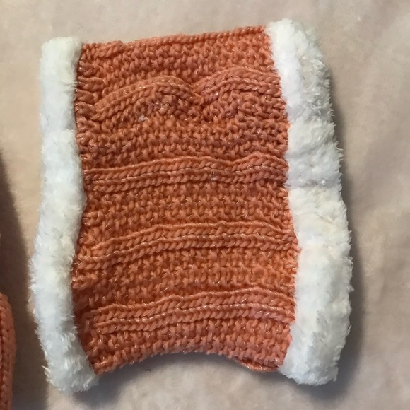 Melon and metallic threads Knit Fur Hat Beanie and Scarf 2 items Set NWOT - Picture 3 of 5